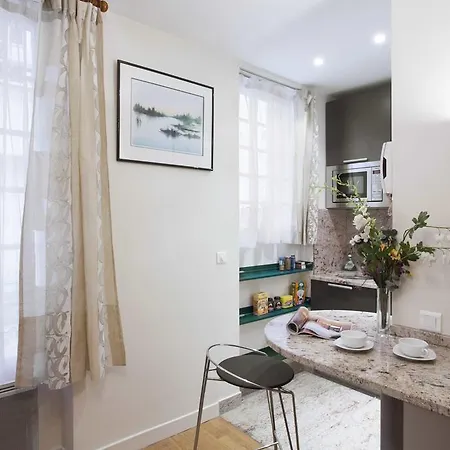 Dulac Apartment *